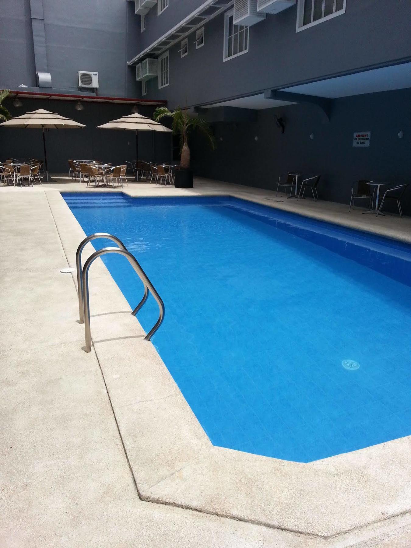 The Contemporary Hotel San Juan (Metro Manila) Exterior foto